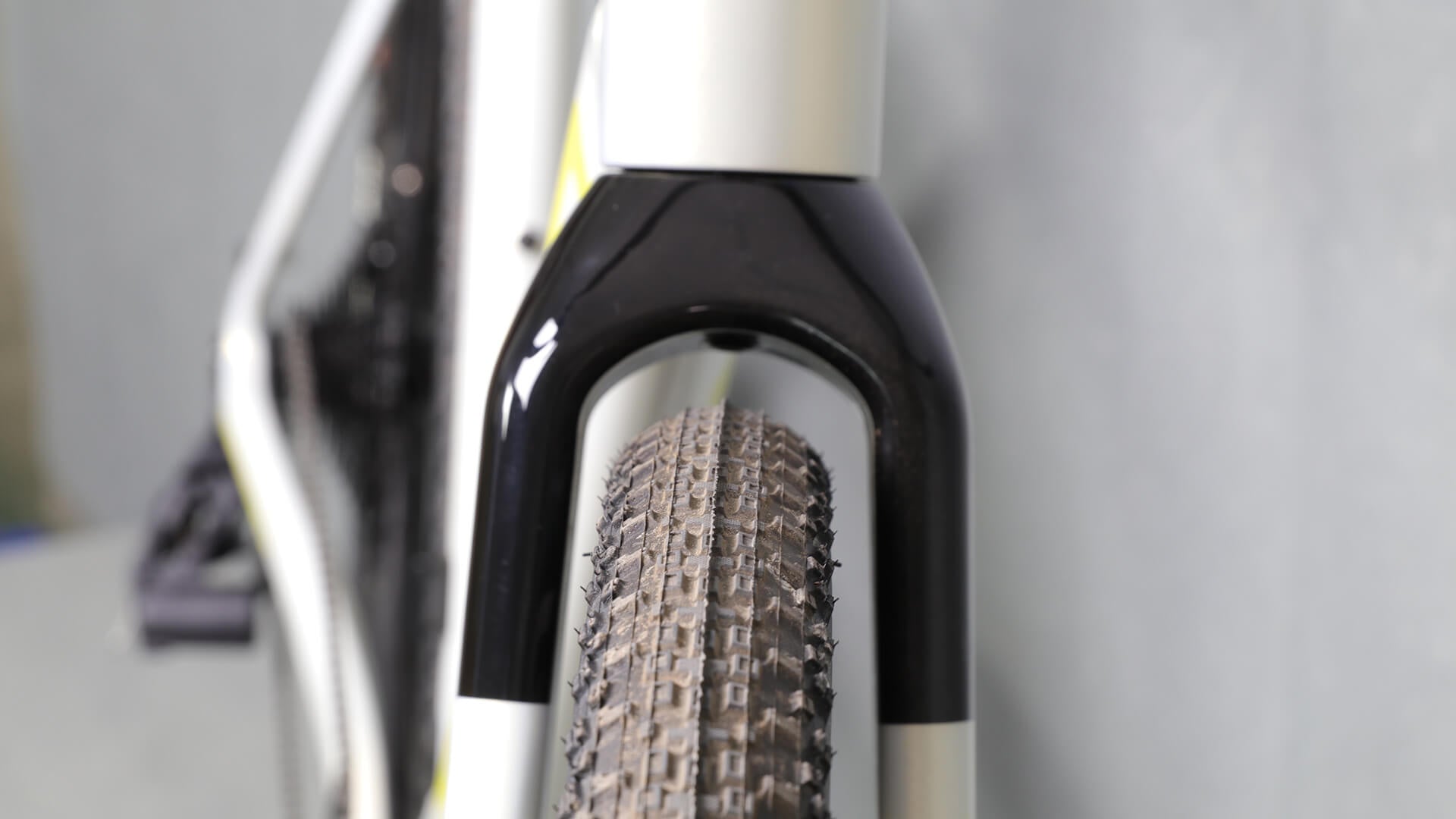 Gravel tire size sale