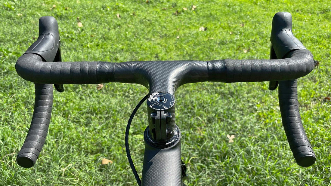 How to Choose the Right Carbon Fiber Road Bike Handlebar?