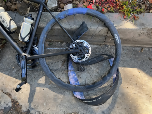 Safety Tips for Installing Tubeless Tires on Hookless Rims