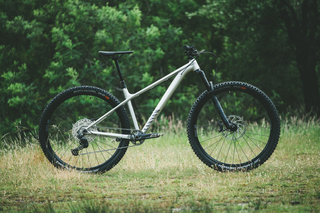 What are the Best Mountain Bikes Under 1000 in 2024 ICAN Cycling