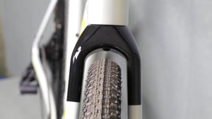Gravel bike tire