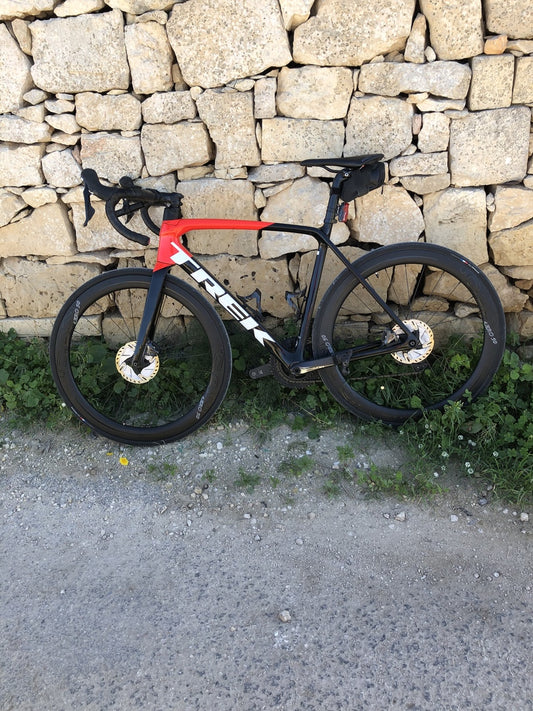 Which Carbon Bike Parts You Need to Buy