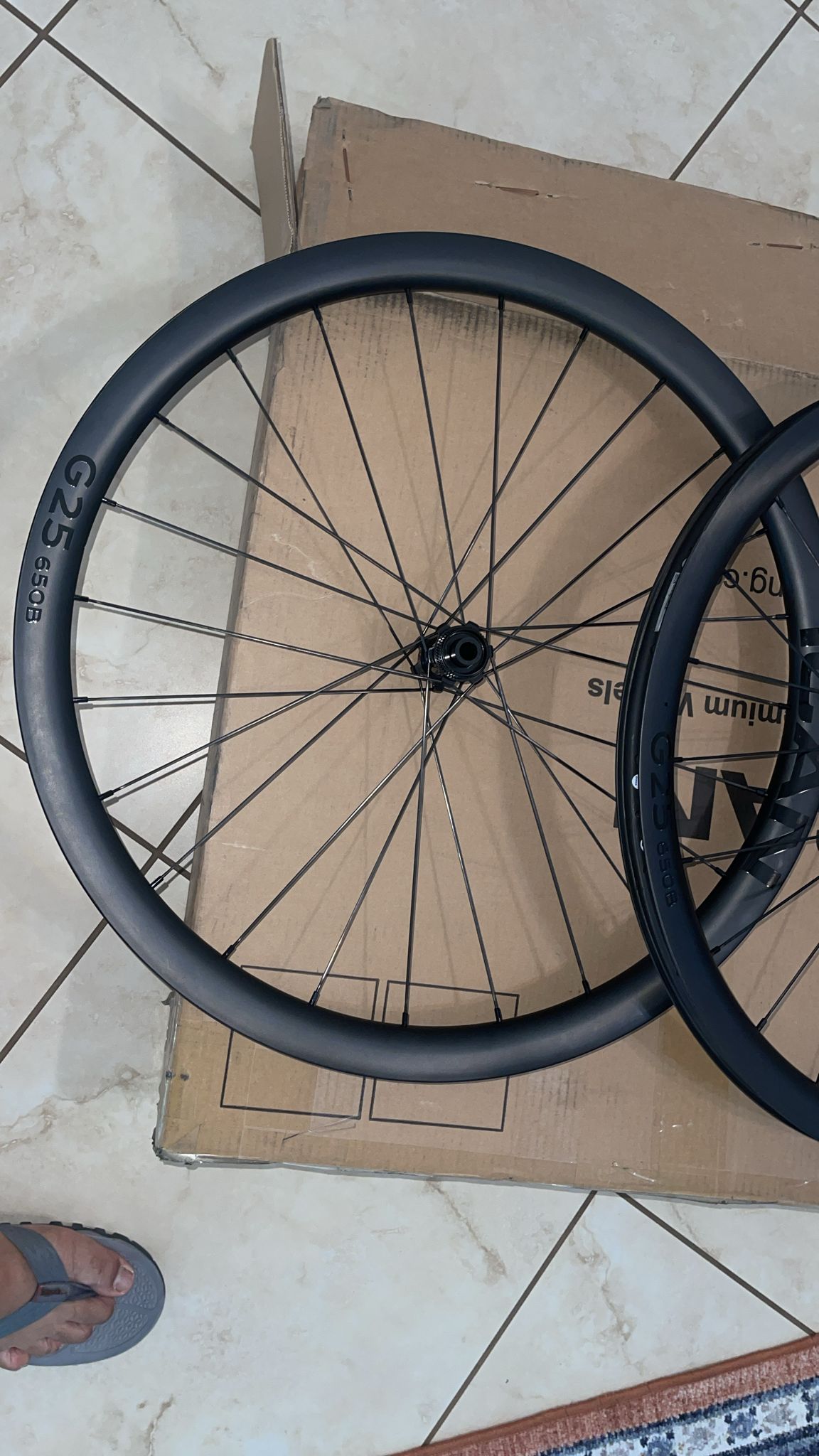 650B G25 US (Almacén de EE. UU. - Usado/De segunda mano)