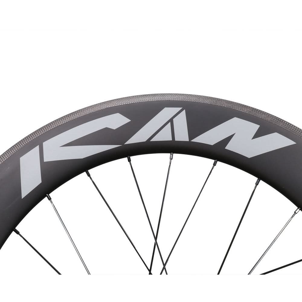 Roues de vélo de route en fibre 700C, jeu de roues de vélo de route légères en carbone, freins V/C, jante tubeless en carbone 50 clincher, tirage direct F/V Roues de vélo de route en fibre 700C, jeu de roues de vélo de route légères en carbone, freins V/C, jante tubeless en carbone 50 clincher, tirage direct F/V